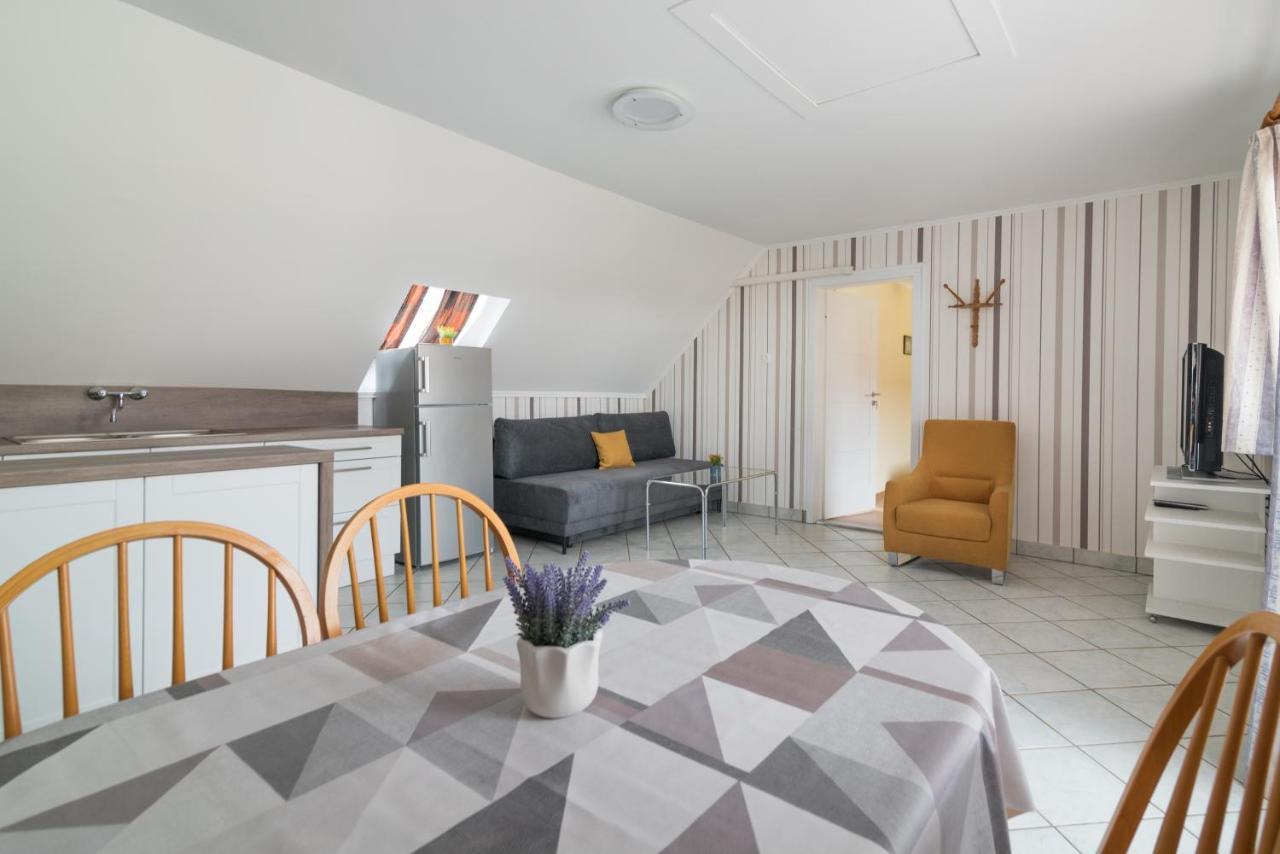 Nemes Apartmanhaz Heviz Ngoại thất bức ảnh